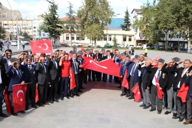 Gazilerden asker selamı Gazilerden asker selamı