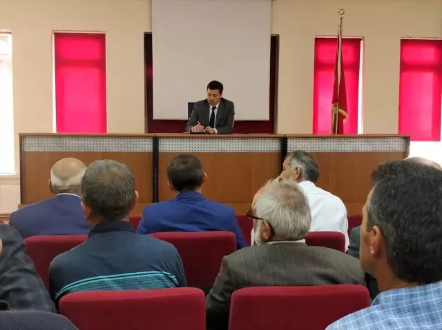 Hadim'de Muhtarlar Toplantısı Hadim'de Muhtarlar Toplantısı