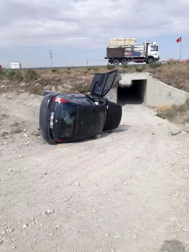 Konya'da trafik kazası: 2 yaralı Konya'da trafik kazası: 2 yaralı