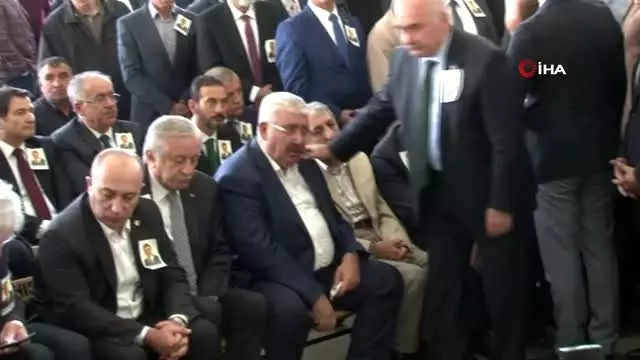 MHP Genel Başkan Yardımcısı Semih Yalçın'ın oğlu son yolculuğuna uğurlandı MHP Genel Başkan Yardımcısı Semih Yalçın'ın oğlu son yolculuğuna uğurlandı