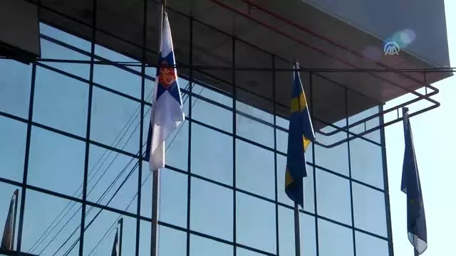 Nobel Edebiyat Ödülü'nün Handke'ye verilmesi Priştine'de protesto edildi Nobel Edebiyat Ödülü'nün Handke'ye verilmesi Priştine'de protesto edildi