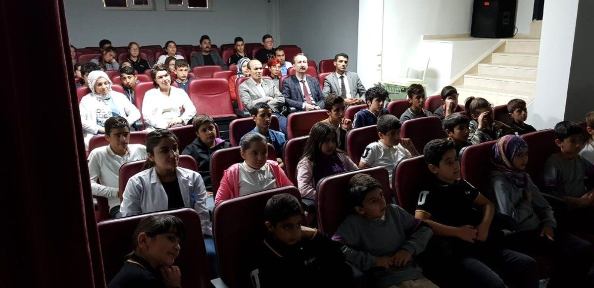 Öğrenciler ürün güvenliği eğitici çizgi filmlerle öğreniyor