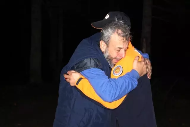 Ormanlık alanda kaybolan kadın 4 saat süren çalışma sonrasında bulundu Ormanlık alanda kaybolan kadın 4 saat süren çalışma sonrasında bulundu