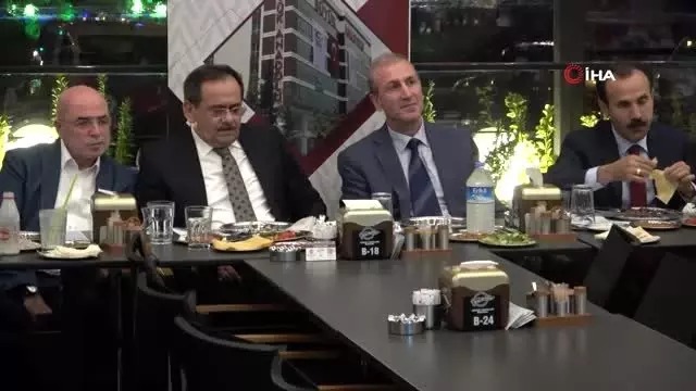 Samsun Büyükşehir Belediye Başkanı Demir: 'Taş üstüne taş koyanın her zaman yanındayız' Samsun Büyükşehir Belediye Başkanı Demir: 'Taş üstüne taş koyanın her zaman yanındayız'