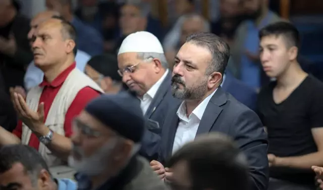 Sincan Belediye Meclisi, ortak bir bildiri ile Barış Pınarı Harekâtı'na destek verdi Sincan Belediye Meclisi, ortak bir bildiri ile Barış Pınarı Harekâtı'na destek verdi