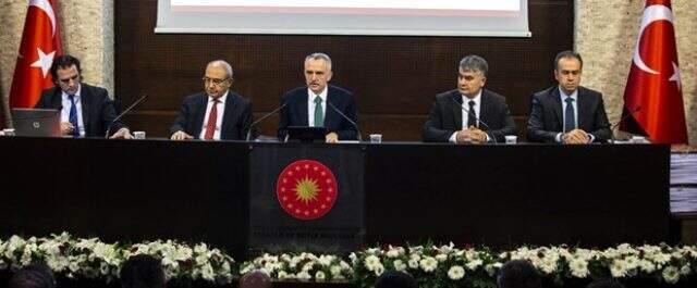 Son Dakika: 2020 yılında kamuya 60 bin personel alınacak