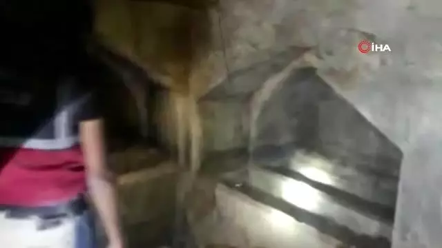 Tarihi eser kaçakçılarına operasyonda 1500 yıllık mezar odaları bulundu Tarihi eser kaçakçılarına operasyonda 1500 yıllık mezar odaları bulundu