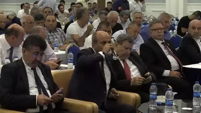 Ticaret Bakanı Pekcan: '100 bin liraya kadar olan kredilerde yüzde 2 komisyon alınmayacak' Ticaret Bakanı Pekcan: '100 bin liraya kadar olan kredilerde yüzde 2 komisyon alınmayacak'