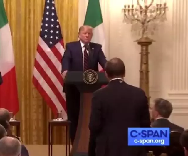 Trump, Türkiye ile ilgili skandal yayına imza atan kanalın muhabirini yerin dibine soktu Trump, Türkiye ile ilgili skandal yayına imza atan kanalın muhabirini yerin dibine soktu