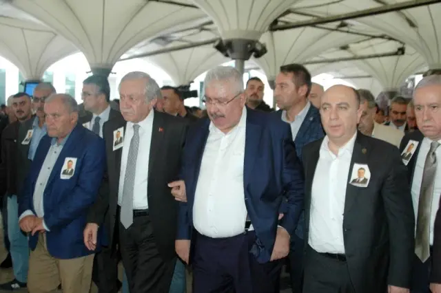 Turan İlteber Yalçın son yolculuğuna uğurlandı Turan İlteber Yalçın son yolculuğuna uğurlandı