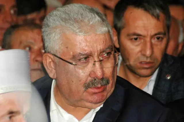 Turan İlteber Yalçın son yolculuğuna uğurlandı Turan İlteber Yalçın son yolculuğuna uğurlandı