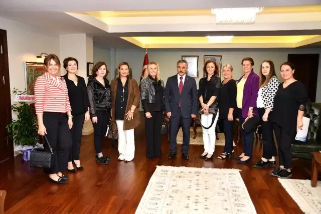 Vali Kaymak'tan kadın girişimcilere destek Vali Kaymak'tan kadın girişimcilere destek