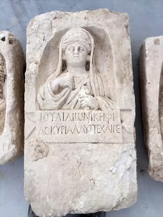 Zeugma Antik Kenti'nde kaçak kazı operasyonu Zeugma Antik Kenti'nde kaçak kazı operasyonu