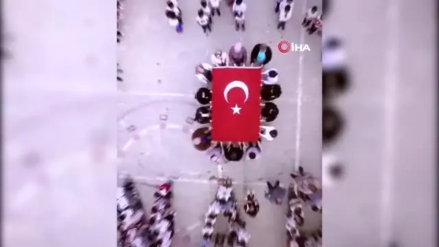49 bin 77 öğrenci, 3 bin 436 öğretmenden 'Barış Pınarı Harekatı' için asker selamı 49 bin 77 öğrenci, 3 bin 436 öğretmenden 'Barış Pınarı Harekatı' için asker selamı