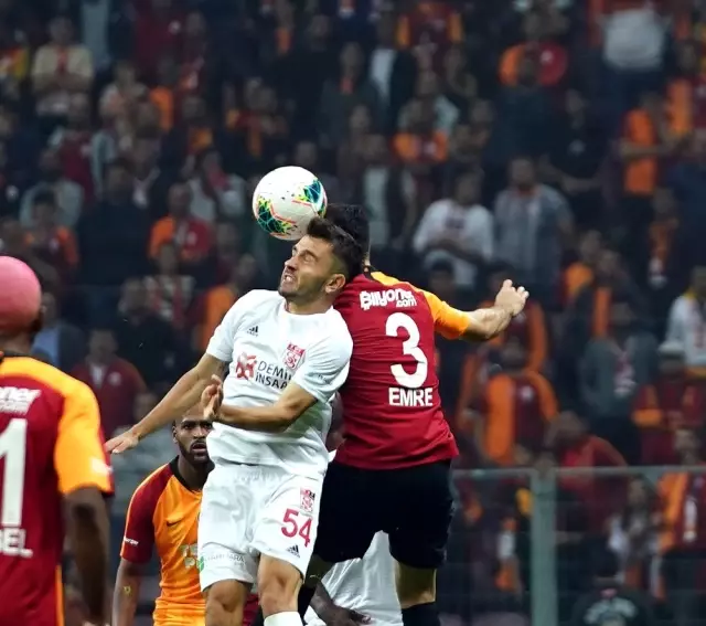 5 gollü karşılaşmada kazanan Galatasaray 5 gollü karşılaşmada kazanan Galatasaray