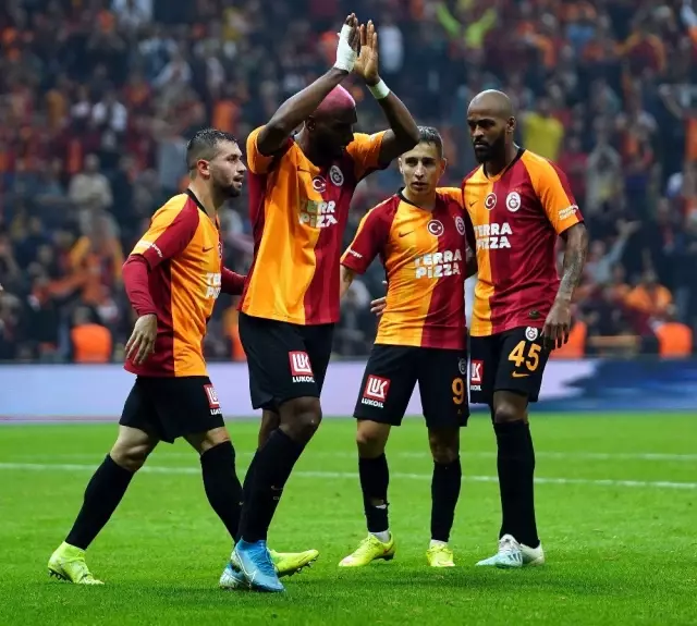 5 gollü karşılaşmada kazanan Galatasaray 5 gollü karşılaşmada kazanan Galatasaray