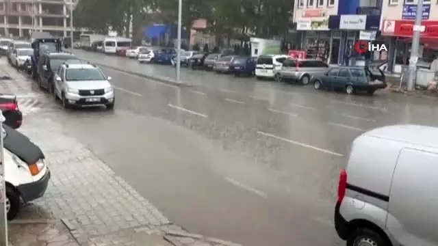 Afyonkarahisar'da şiddetli yağış Afyonkarahisar'da şiddetli yağış