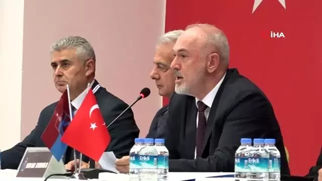 Ağaoğlu: '2020 Ocak ayında lisans talimatına uyulmazsa kıyameti kopar' Ağaoğlu: '2020 Ocak ayında lisans talimatına uyulmazsa kıyameti kopar'