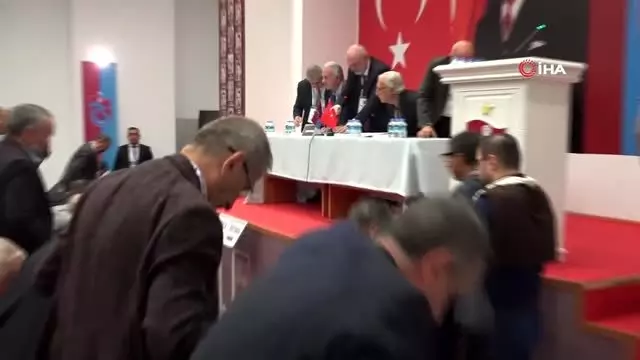 Ağaoğlu: '2020 Ocak ayında lisans talimatına uyulmazsa kıyameti kopar' Ağaoğlu: '2020 Ocak ayında lisans talimatına uyulmazsa kıyameti kopar'