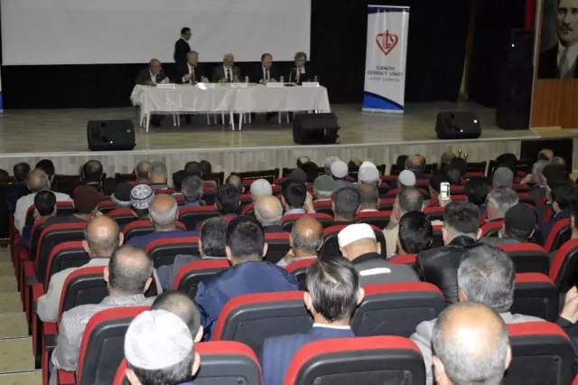 Ağrı'da 'Cami ve Hayat' konulu panel düzenlendi Ağrı'da 'Cami ve Hayat' konulu panel düzenlendi
