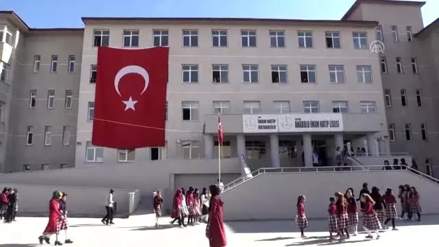 Barış Pınarı Harekatı'na şiirli destek Barış Pınarı Harekatı'na şiirli destek