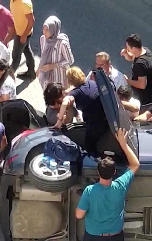 Bebek, anne ve anneannenin ölümden döndüğü kaza kamerada