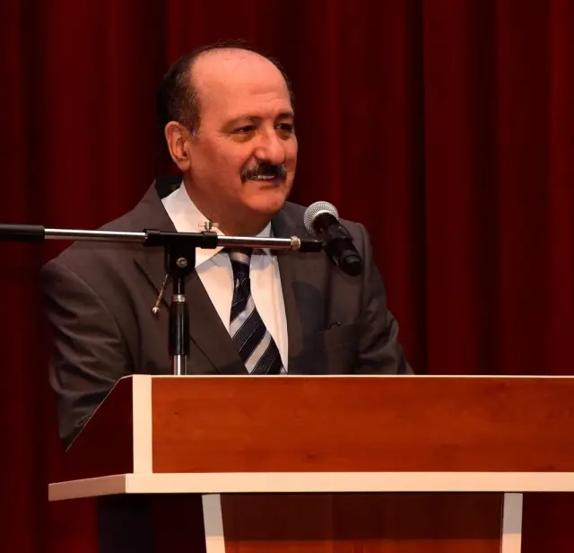 'Birlikte Yaşamak' sempozyumu ESOGÜ'de başladı 'Birlikte Yaşamak' sempozyumu ESOGÜ'de başladı