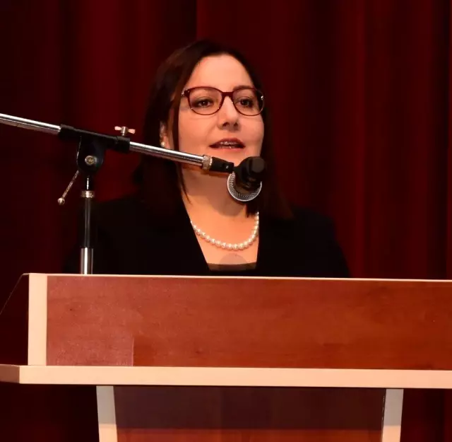'Birlikte Yaşamak' sempozyumu ESOGÜ'de başladı 'Birlikte Yaşamak' sempozyumu ESOGÜ'de başladı