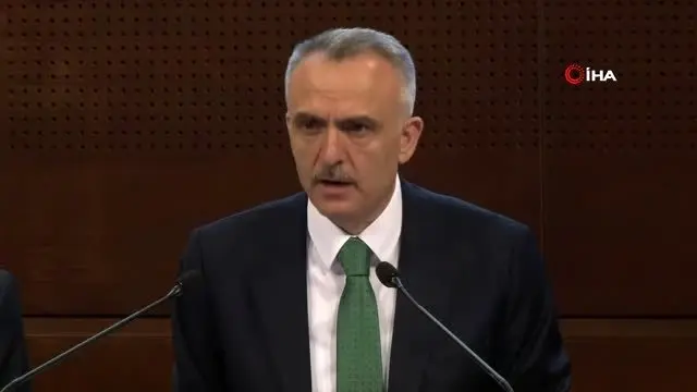 Cumhurbaşkanlığı Strateji ve Bütçe Başkanı Naci Ağbal: 'Savunma ve güvenlik için bütçeden 141.1... Cumhurbaşkanlığı Strateji ve Bütçe Başkanı Naci Ağbal: 'Savunma ve güvenlik için bütçeden 141.1...