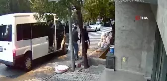 Fatih Aksu: Depodaki 150 bin TL değerindeki elektronik malzemeyi çalan hırsızlar kamerada Fatih Aksu: Depodaki 150 bin TL değerindeki elektronik malzemeyi çalan hırsızlar kamerada