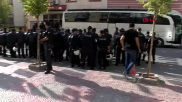 Diyarbakır hdp önündeki eylemde 46'ncı gün Diyarbakır hdp önündeki eylemde 46'ncı gün
