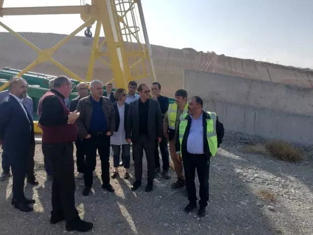 DSİ Genel Müdürü Aydın'dan Eskişehir Gökpınar Barajında inceleme DSİ Genel Müdürü Aydın'dan Eskişehir Gökpınar Barajında inceleme