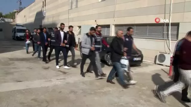 Elazığ'da PKK/KCK operasyonu: 11 şüpheli adliyeye sevk edildi Elazığ'da PKK/KCK operasyonu: 11 şüpheli adliyeye sevk edildi