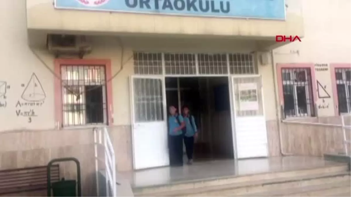 Gaziantep öğrencileri cemile öğretmeni gözyaşlarıyla andı