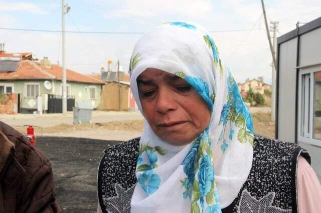 Gizemli yangınlar talihsiz ailenin peşini bırakmıyor