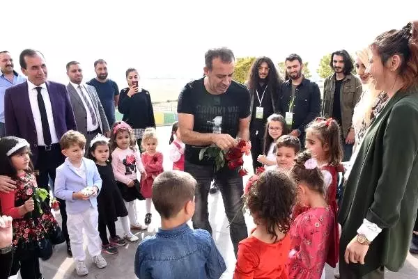 Haluk Levent, öldürülen Emine Bulut'un kızını ziyaret etti Haluk Levent, öldürülen Emine Bulut'un kızını ziyaret etti