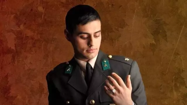 Jandarma Genel Komutanı'ndan şehit ailesine ziyaret Jandarma Genel Komutanı'ndan şehit ailesine ziyaret