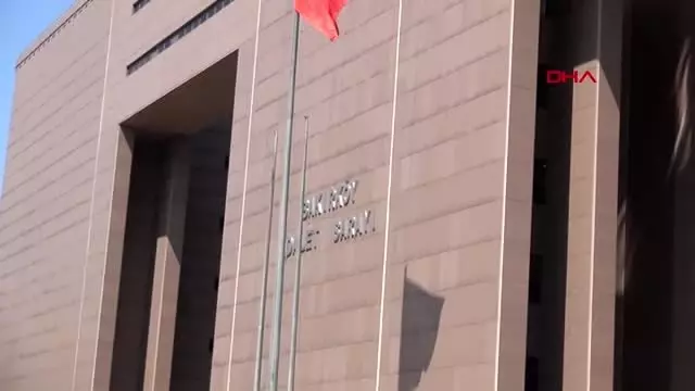 Kadıköy'deki vahşi cinayet: 2 sanığın tahliyesine karar verildi Kadıköy'deki vahşi cinayet: 2 sanığın tahliyesine karar verildi
