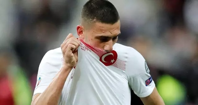 Maurizio Sarri, asker selamı veren Merih Demiral hakkında konuştu! Maurizio Sarri, asker selamı veren Merih Demiral hakkında konuştu!