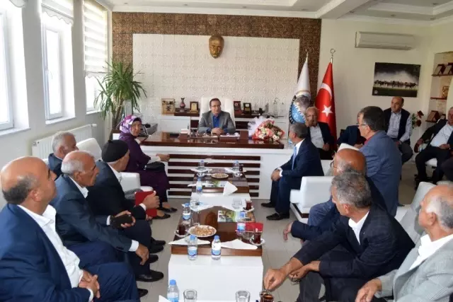 Muhtarlardan Başkan Kazgan'a ziyaret Muhtarlardan Başkan Kazgan'a ziyaret