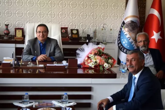 Muhtarlardan Başkan Kazgan'a ziyaret Muhtarlardan Başkan Kazgan'a ziyaret