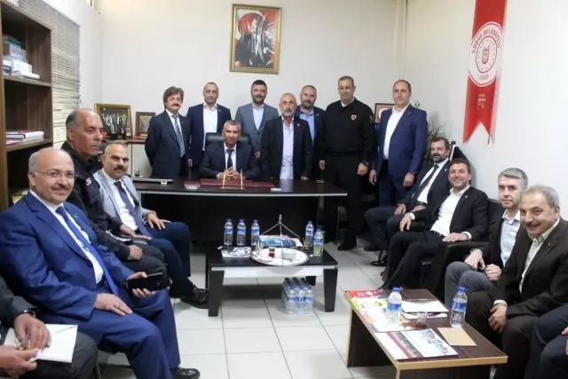 Mustafa Işık: 'Muhtarlarımız vatandaşa hizmette en yakın destekçimiz' Mustafa Işık: 'Muhtarlarımız vatandaşa hizmette en yakın destekçimiz'