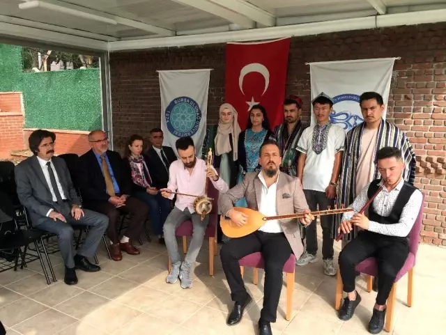 (ÖZEL) Türk Cumhuriyetlerinden Mehmetçik'e Barış Pınarı Destanı Türküsü (ÖZEL) Türk Cumhuriyetlerinden Mehmetçik'e Barış Pınarı Destanı Türküsü