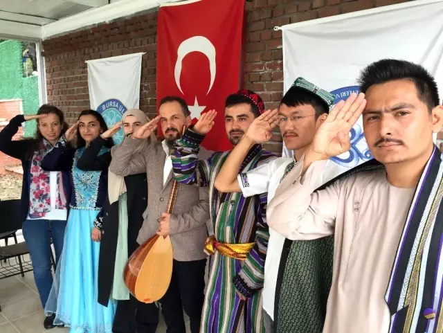 (ÖZEL) Türk Cumhuriyetlerinden Mehmetçik'e Barış Pınarı Destanı Türküsü (ÖZEL) Türk Cumhuriyetlerinden Mehmetçik'e Barış Pınarı Destanı Türküsü