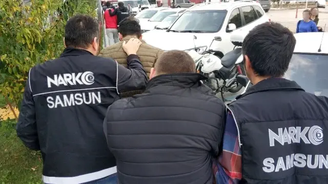 Samsun'da uyuşturucu ticaretinden 4 kişi tutuklandı