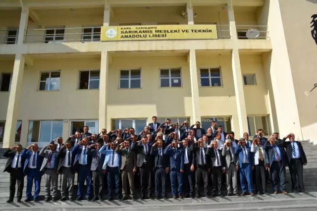 Sarıkamış Kaymakamı ve Muhtarlarından Asker selamı Sarıkamış Kaymakamı ve Muhtarlarından Asker selamı