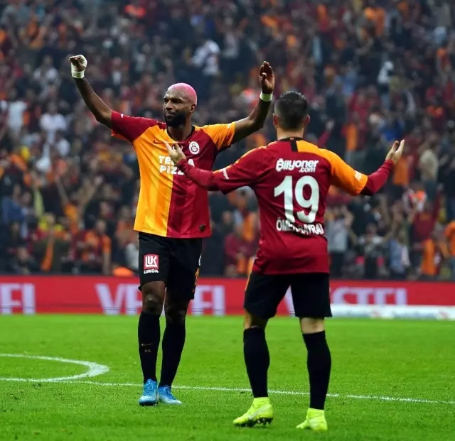 Süper Lig: Galatasaray: 3 - Sivasspor: 2 (Maç sonucu) Süper Lig: Galatasaray: 3 - Sivasspor: 2 (Maç sonucu)