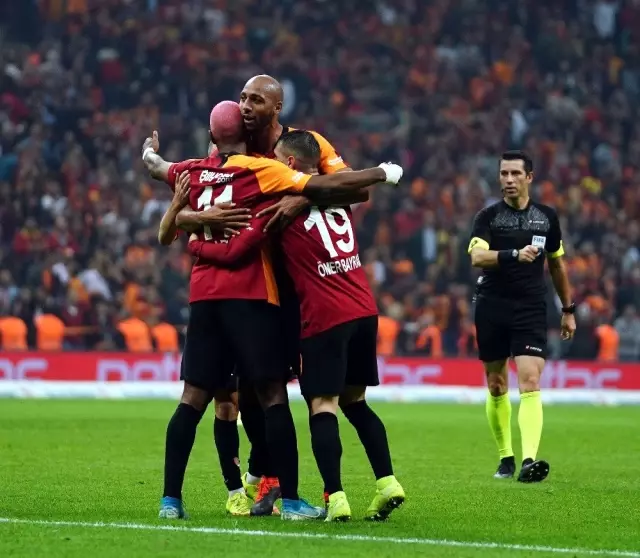Süper Lig: Galatasaray: 3 - Sivasspor: 2 (Maç sonucu) Süper Lig: Galatasaray: 3 - Sivasspor: 2 (Maç sonucu)