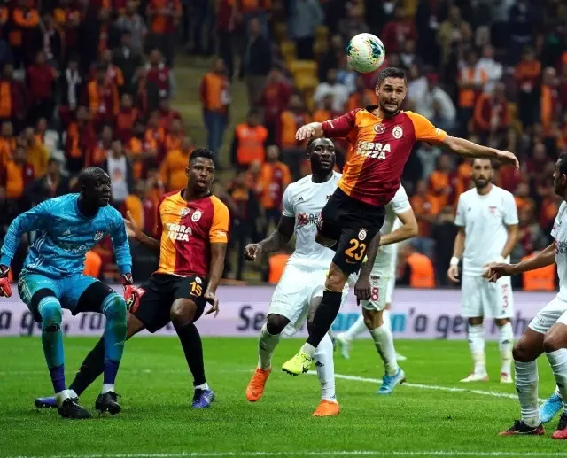 Süper Lig: Galatasaray: 3 - Sivasspor: 2 (Maç sonucu) Süper Lig: Galatasaray: 3 - Sivasspor: 2 (Maç sonucu)