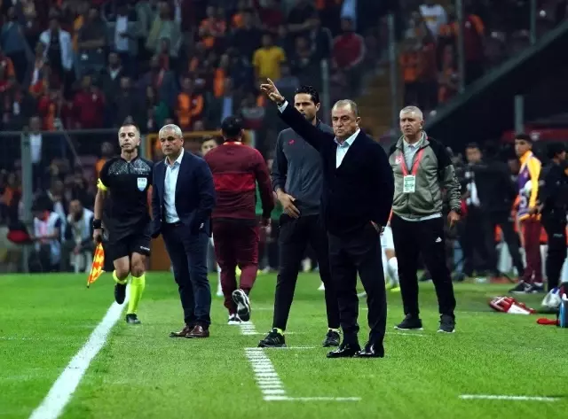 Süper Lig: Galatasaray: 3 - Sivasspor: 2 (Maç sonucu) Süper Lig: Galatasaray: 3 - Sivasspor: 2 (Maç sonucu)